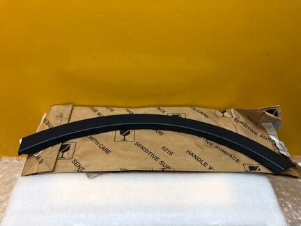 Расширитель крыла задний левый Audi Q7 4M