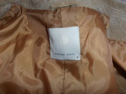 Костюм замшевый песочный Pepper corn 40 размер