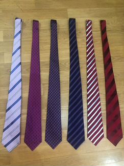 Галстук Kiton