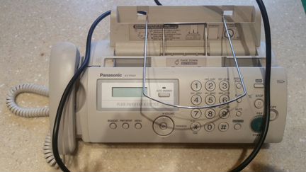 Факс телефон panasonic KX-FP207