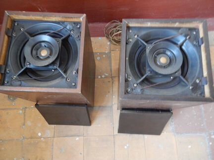 Продаю колонки от муз.центра Мелодия