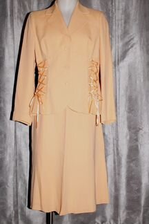 Luisa Spagnoli новый костюм нат.шелк р.48-50