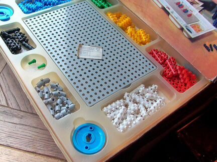 Игрушка конструктор Steckbaukasten,из гдр