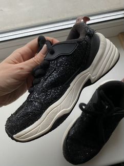 Кроссовки с блёстками Zara, 30-31 размер, 19 см по