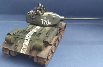 Модель танка Т-34/85 в масштабе 1/35